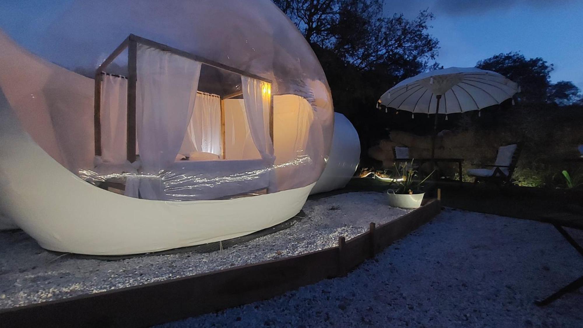 Glamping Burbuja Almendros Luxuszelt *